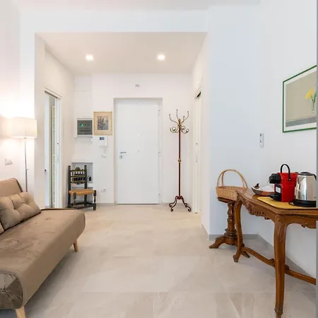 Luxury - Colosseo 10 Min Apartment *